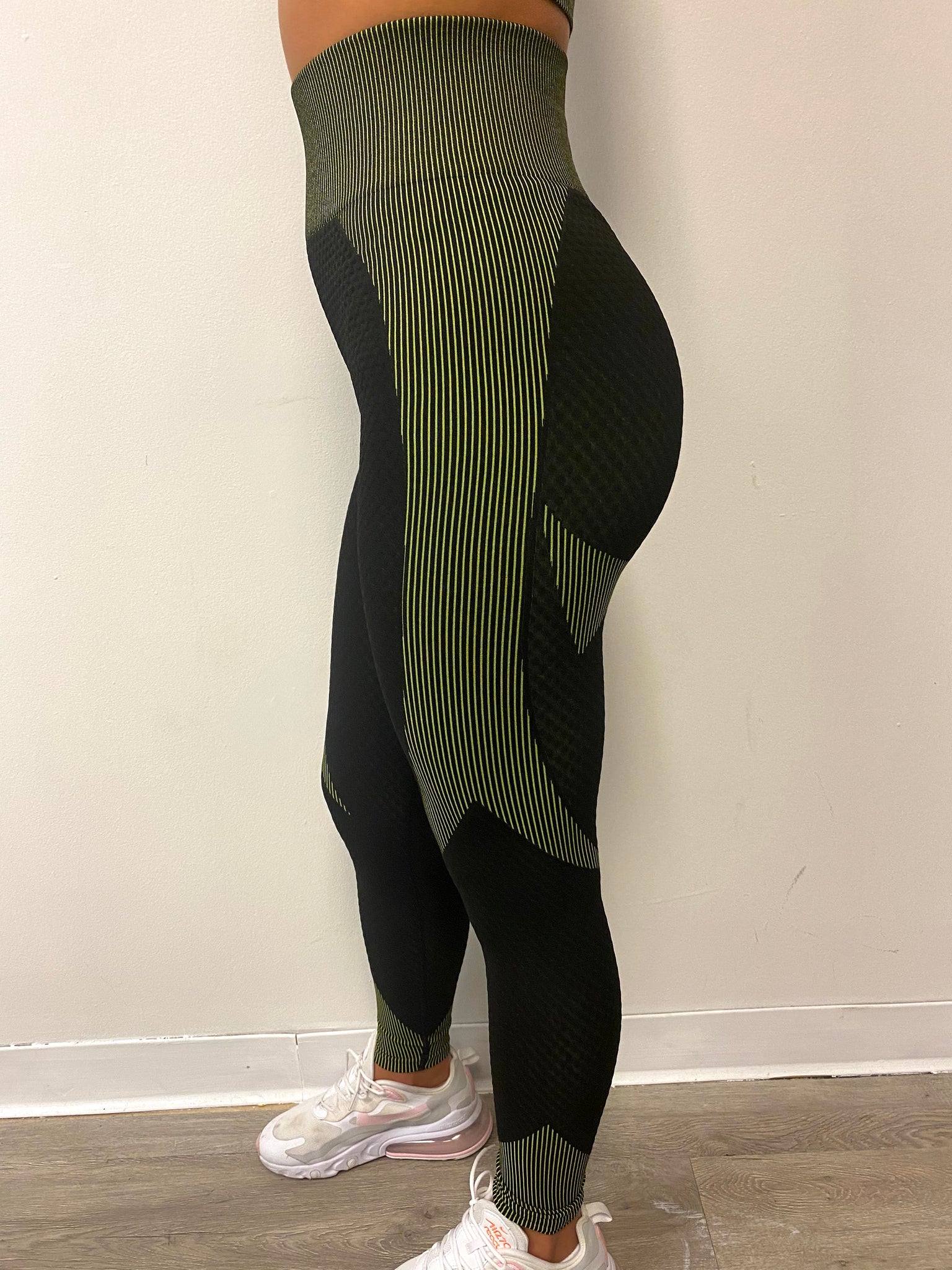 NEW Cloud Leggings - Lime green/Black